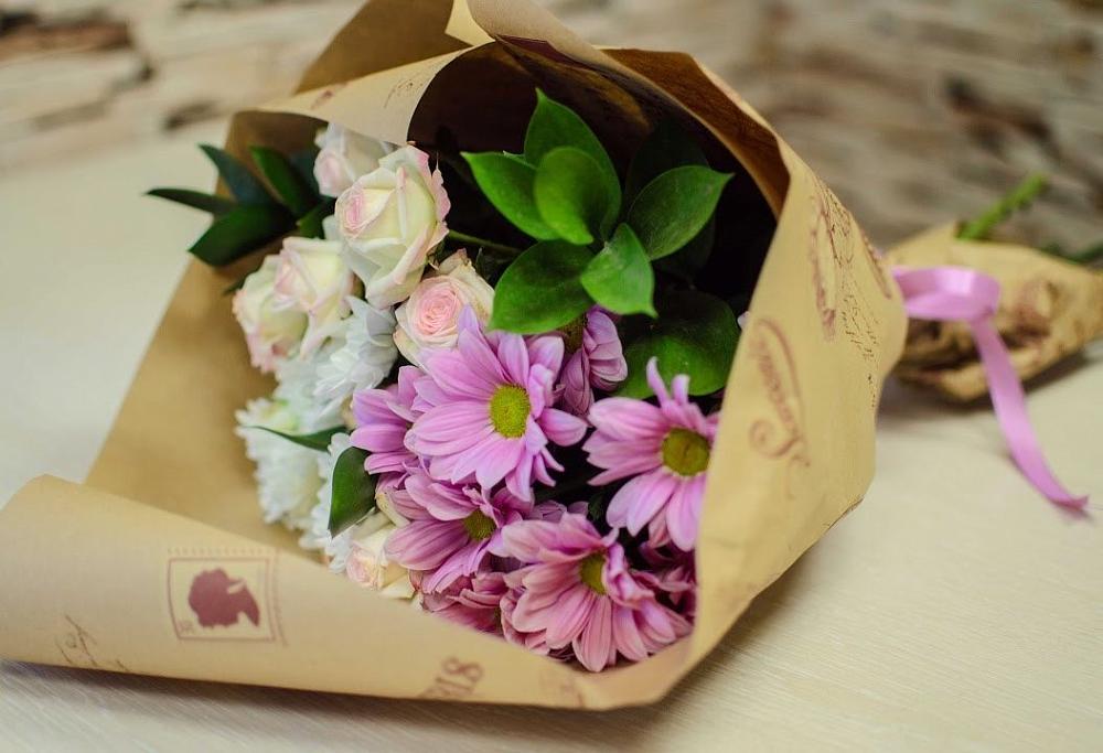 Букет цветов из: Розы и Хризантемы в Нижняя Тавда