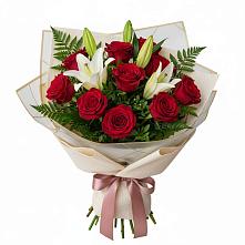 Букет цветов из:  Лилии и Розы в Нижняя Тавда