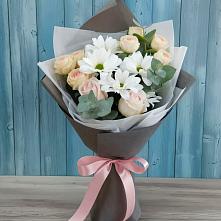 Букет цветов из:  Хризантемы и Розы в Нижняя Тавда