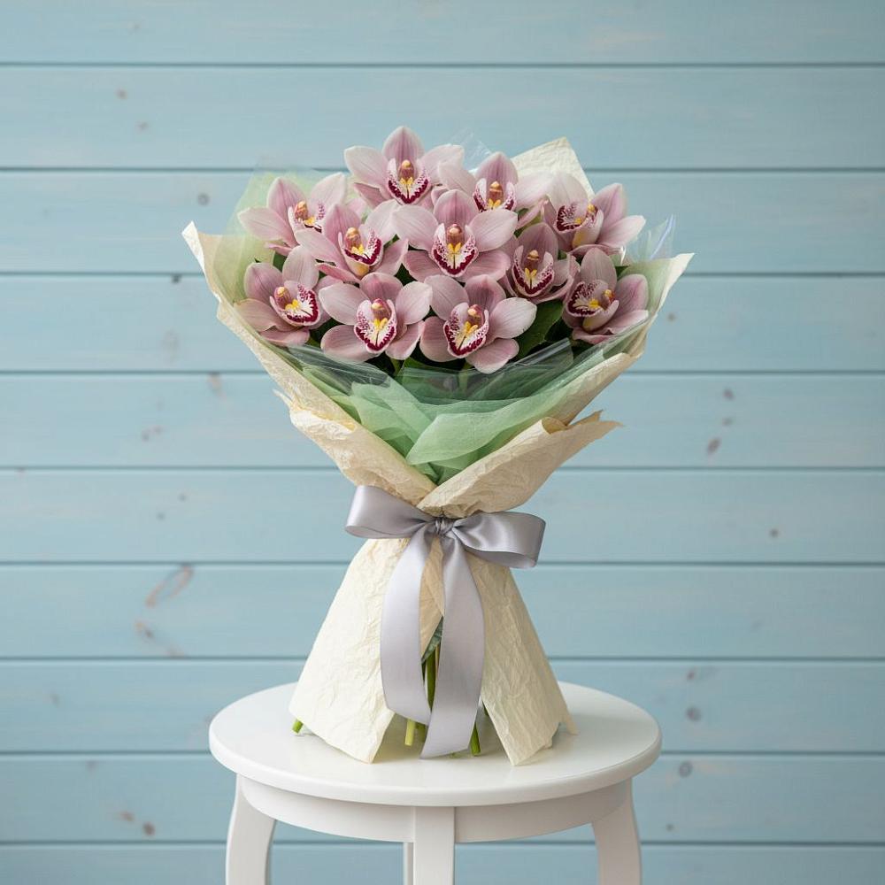 Букет цветов из: Орхидеи и Розы в Нижняя Тавда