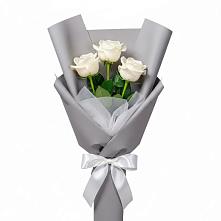 Букет 3 белые розы в Нижняя Тавда