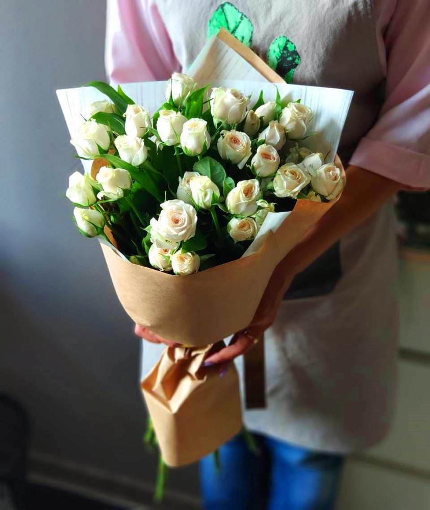 Букет цветов из: Розы в Нижняя Тавда