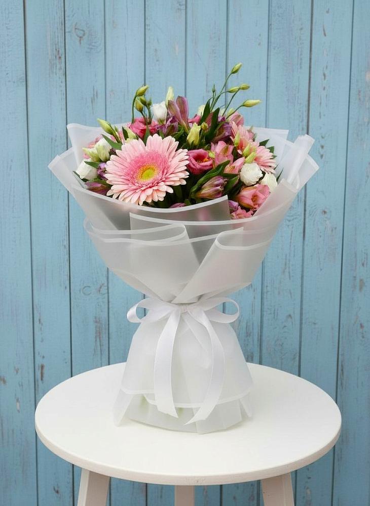 Букет цветов из: Герберы, Альстромерии и Лизиантусы в Нижняя Тавда