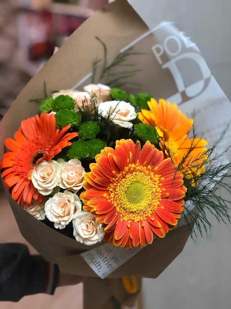 Букет цветов из: Герберы, Хризантемы и Розы в Нижняя Тавда