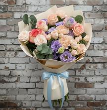 Букет цветов из:  Розы, Лизиантусы и Гвоздики #REPLACE_PRED# Нижняя Тавда